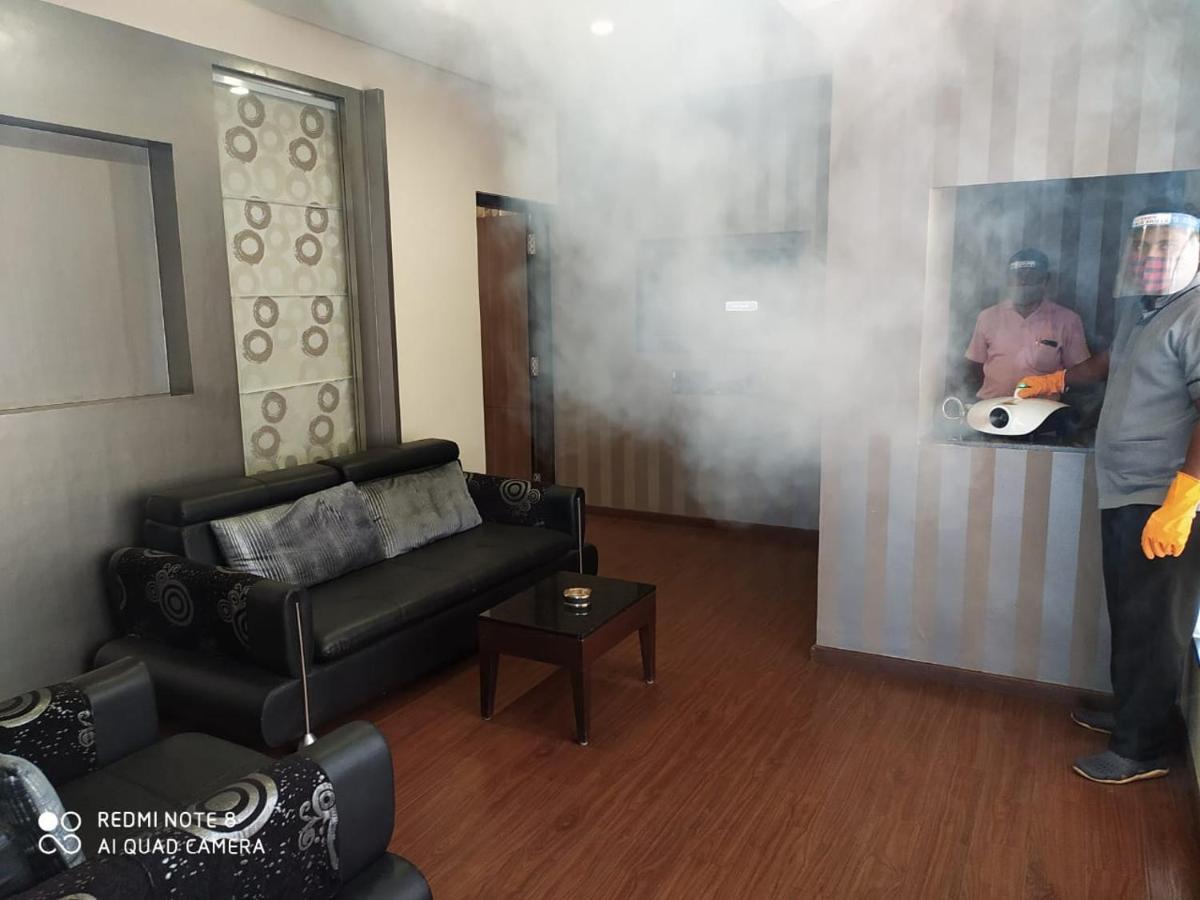 Hotel Priyadarshini Pride Hospet Eksteriør bilde